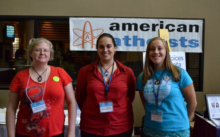 Photo of volunteers at the convention.